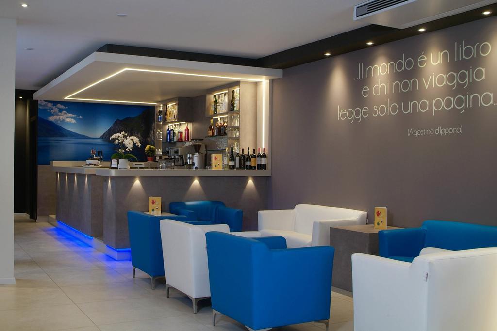 Hotel Gardesana Riva del Garda Ngoại thất bức ảnh