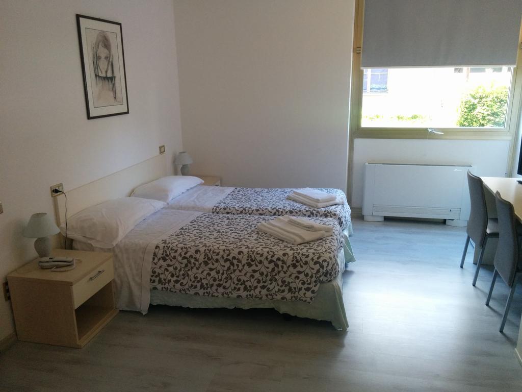 Hotel Gardesana Riva del Garda Ngoại thất bức ảnh